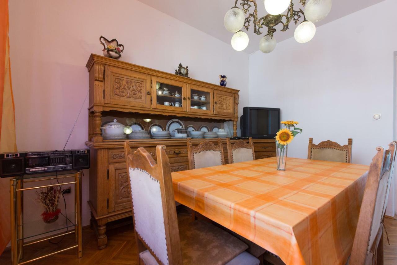 Appartement Neda à Punat Extérieur photo
