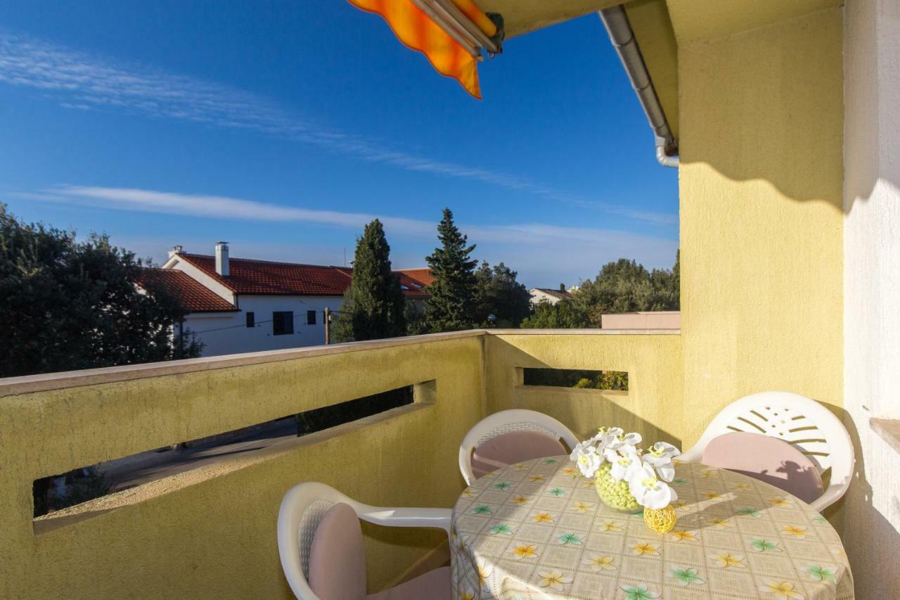 Appartement Neda à Punat Extérieur photo